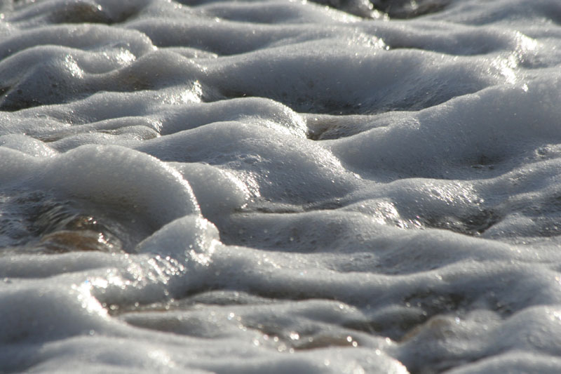 De zee bij Wassenaarse slag - schuimbergjes